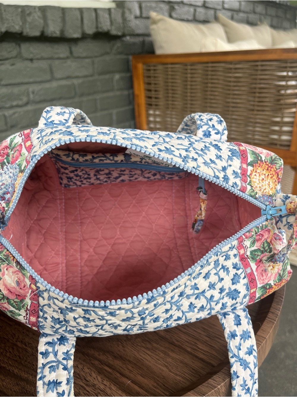 Vera Bradley Delft 100 handbag - Picture 13 of 13